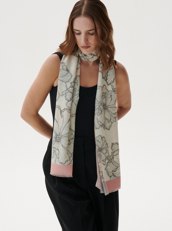 Scarf 100% wool with floral twist 95 cm x 210 cm PREMIUM