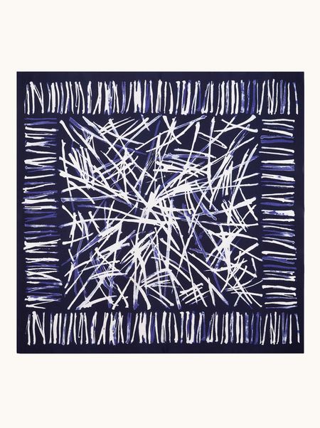 Apaszka jedwabna granatowa z abstrakcyjnym wzorem 70x70 cm