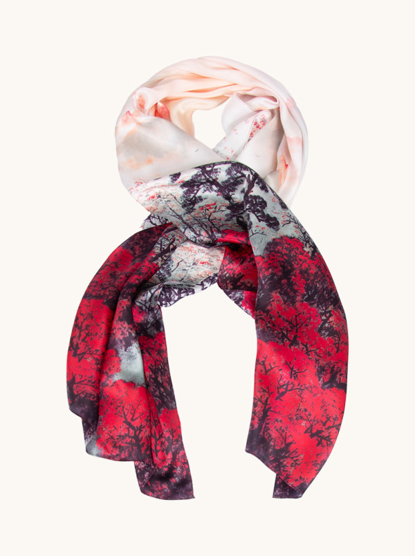 Szal jedwabny szaro-czerwony z motywem lasu 55cm x175cm