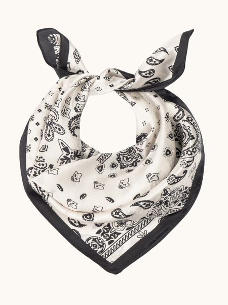 Apaszka jedwabna kremowa w paisley 53x53 cm