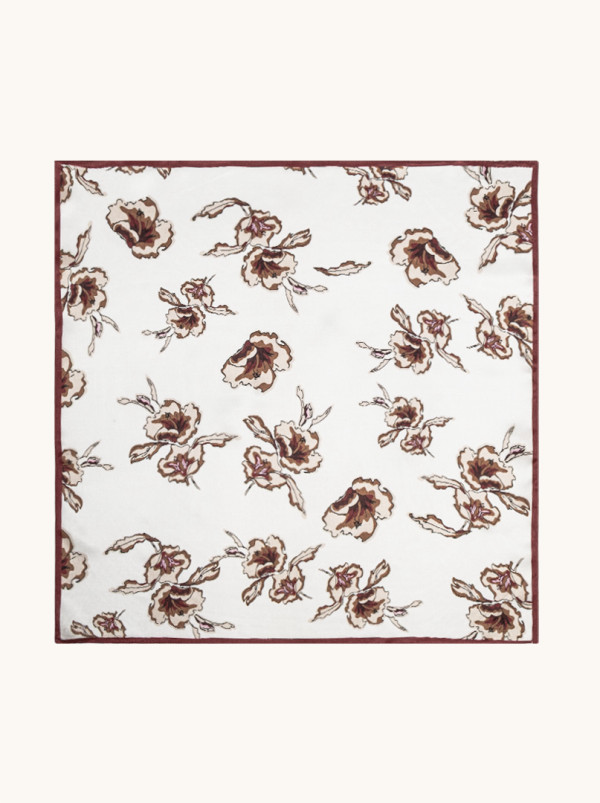 Apaszka jedwabna gawroszka biała w kwiaty 53x53 cm