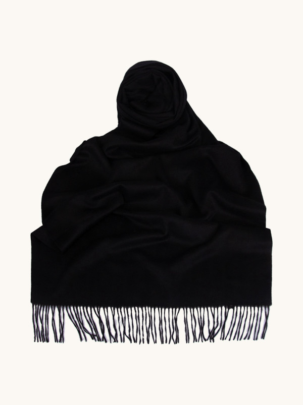 Scarf 100% wool black with tassels 70 cm x 180 cm