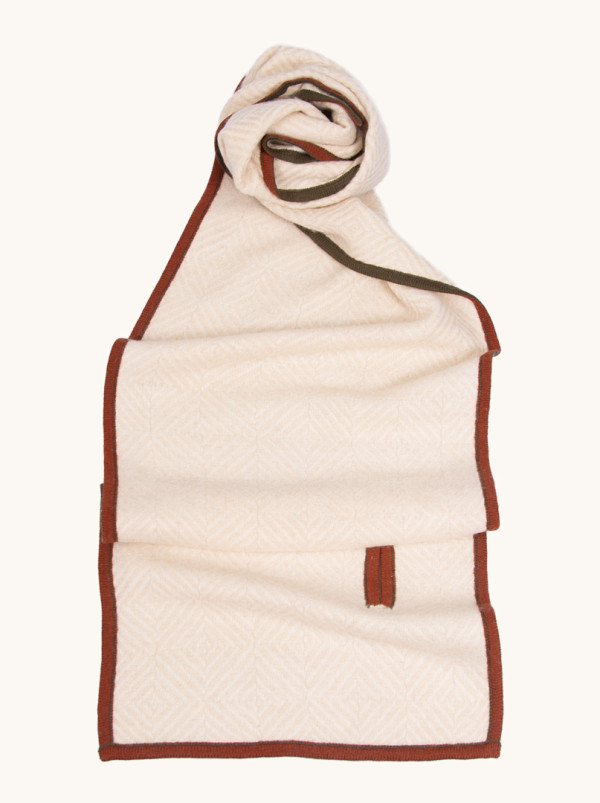 Ciepły ekskluzywny kaszmirowy szal  kremowy  z pomarańczowym i zielonym wykończeniem 33 cm x 190 PREMIUM