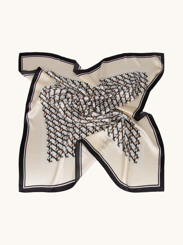 Chusta jedwabna 90cm x 90cm w drobny jednolity deseń