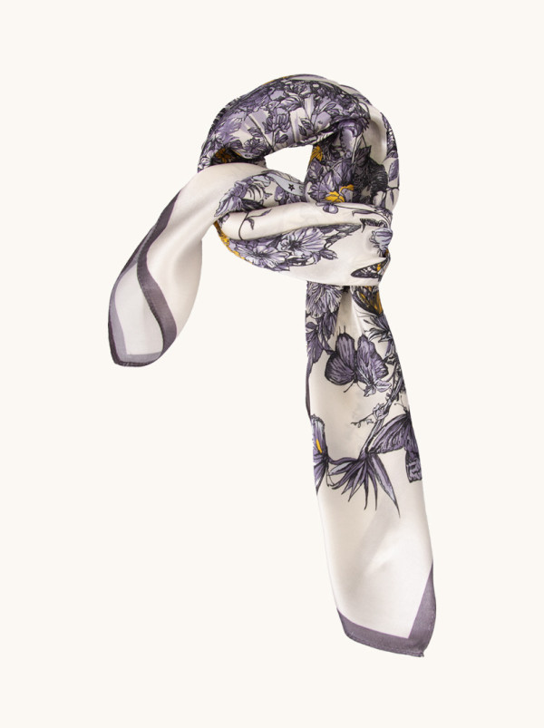 Jedwabna apaszka z motywem motyla 70x70cm