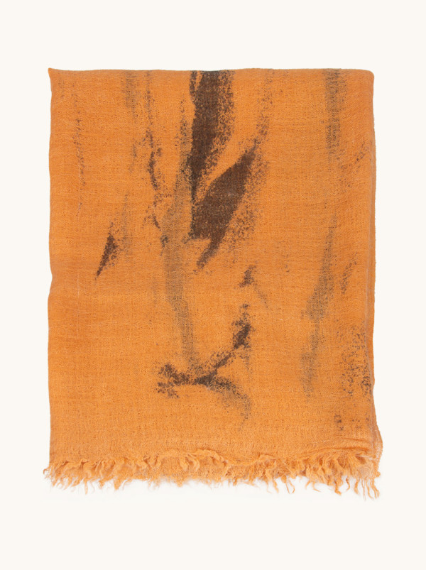 Cieniowany szal w kolorze pomarańczowym 100 cm x 210 cm