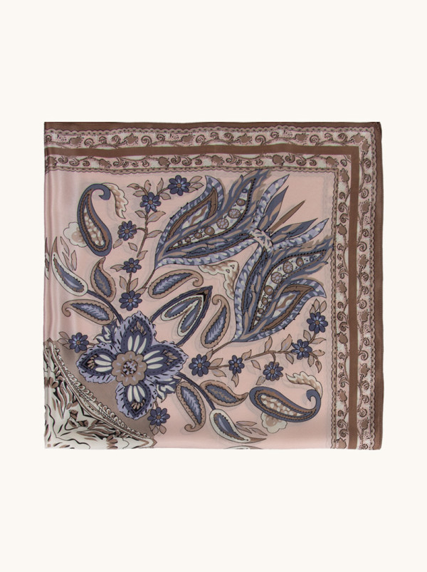 Apaszka jedwabna  na różowym tle  z motywem roślinnym  90 cm x 90 cm 