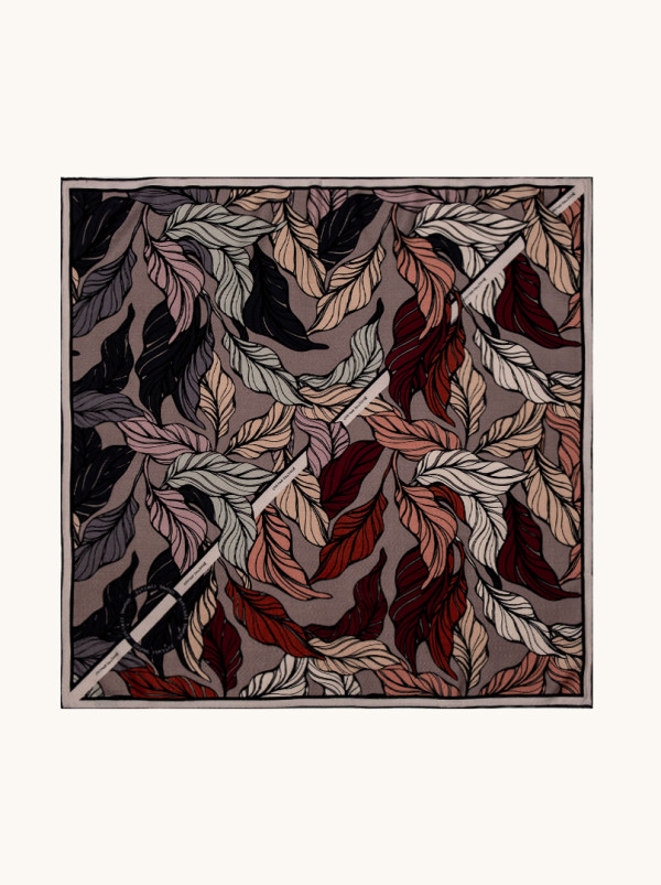 Elegancka duża apaszka wełna z jedwabiem z roślinnym motywem 90cm x 90 cm