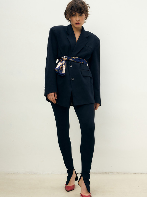 Szal jedwabny granatowy z motywem łańcucha 55 cm x 175 cm PREMIUM