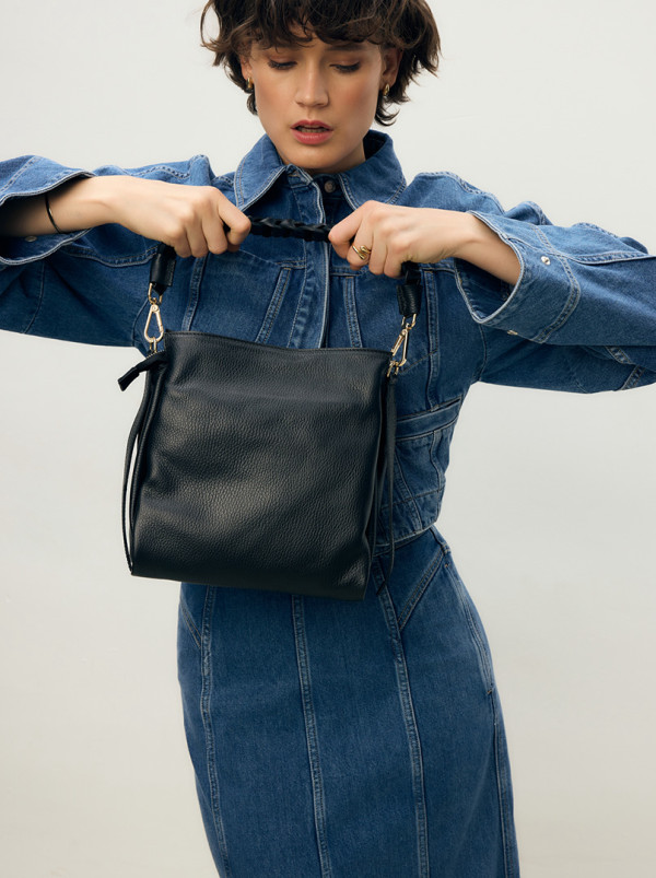 Torba  czarna ze skóry naturalnej 26 cm x 26 cm PREMIUM