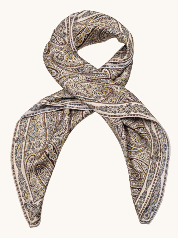 Ekskluzywna jedwabna dwustronna apaszka beżowo- niebieska ze wzorem paisley  90x90cm 