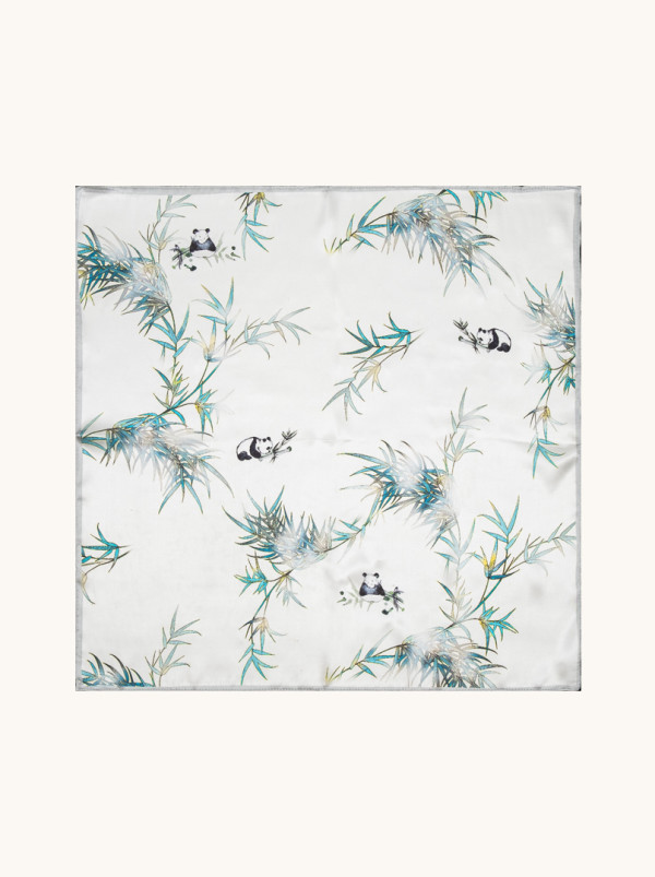 Apaszka jedwabna biała z motywem pand 53x53 cm