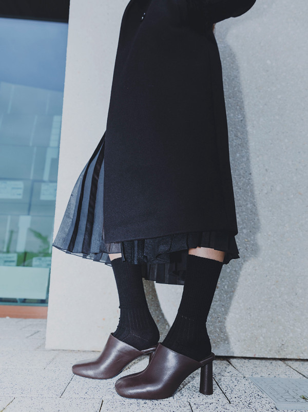 Damskie skarpety z wełny merino czarny - COMFORT MERINO WOOL– ciepłe, bezuciskowe, w prążek