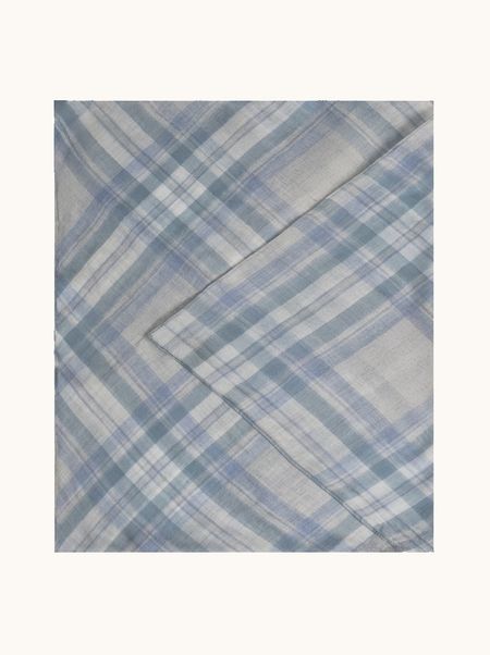 Wełniana chustra trójkątna niebieska w kratę 120x190 cm