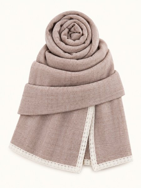 Pink melange wool scarf with embroidered trim