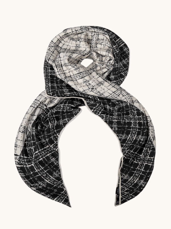 Chusta wełna z jedwabiem  dwustronna geometryczna 105cm x105cm 