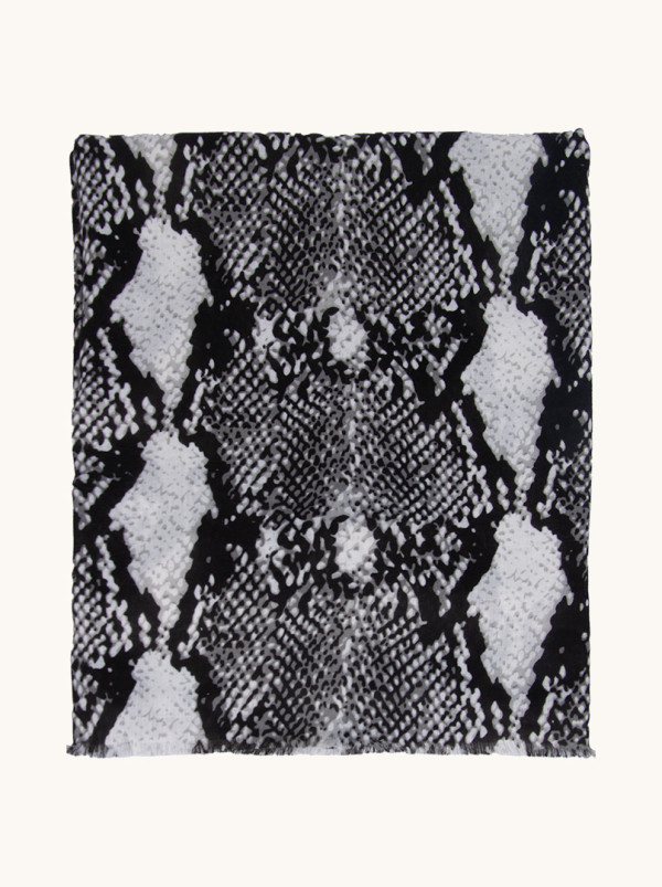Szal 100% wiskoza o wzorze zwierzęcym 90cm x 180cm