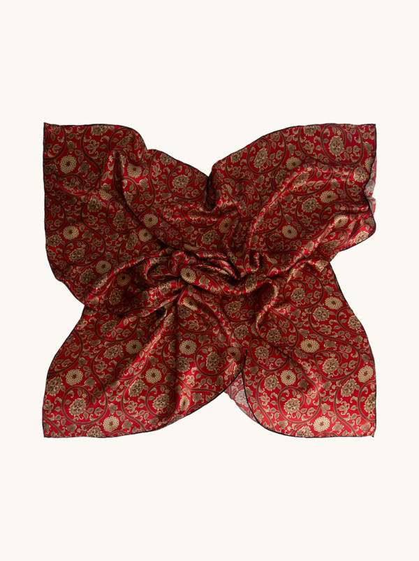 Large women's silk scarf in oriental pattern 110cm x 110cm