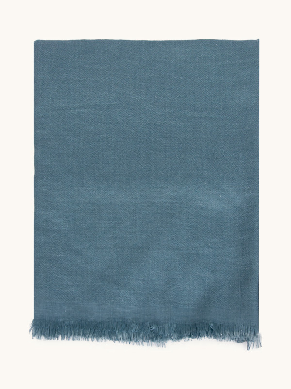 Szal wiskozowy w kolorze lazurowym 90 cm x 200 cm