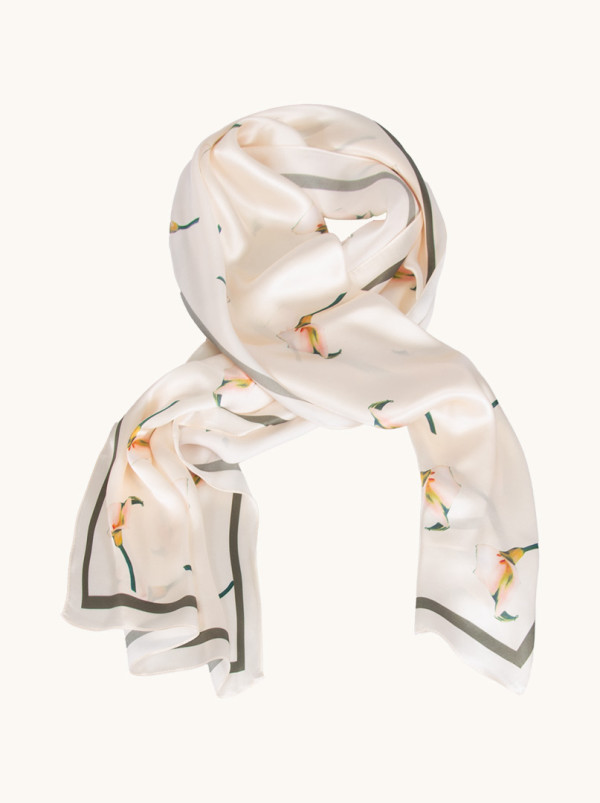 Szal jedwabny z motywem różowych kalii 50 cm x 160 cm