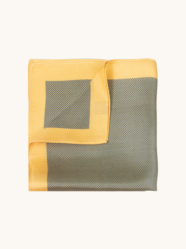 Jedwabna poszetka miodowa we wzory 32x32 cm