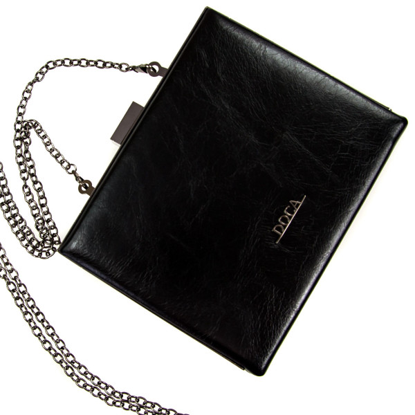 czarne puzderko doca