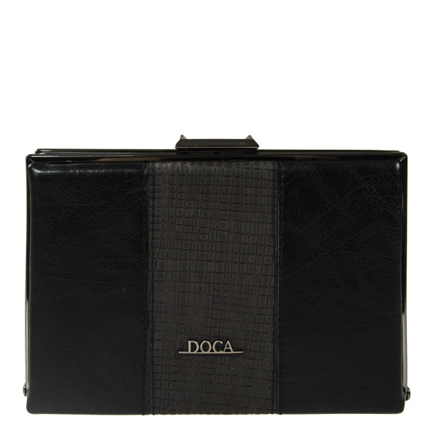 Duże czarne puzderko firmy doca