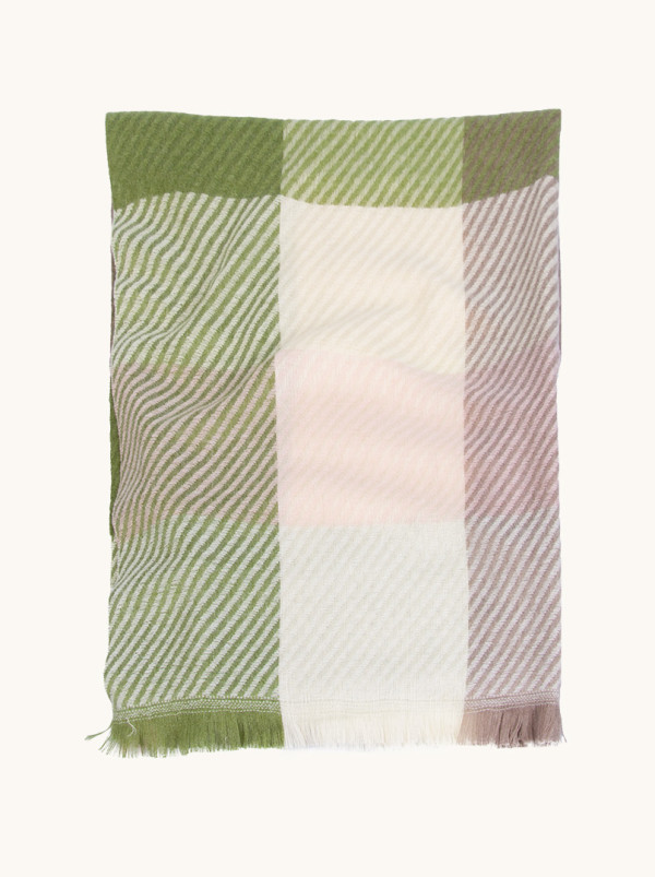 Warm checkered viscose scarf with tassels, 65x180 cm