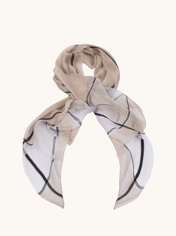 Scarf with silk