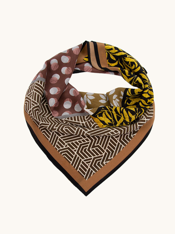 Apaszka jedwabna geometryczna w roślinne wzory 70x70 cm