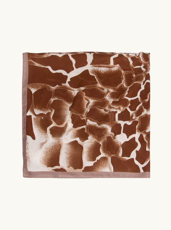 Szal 100% wiskoza brązowy w abstrakcyjny wzór 80x180 cm