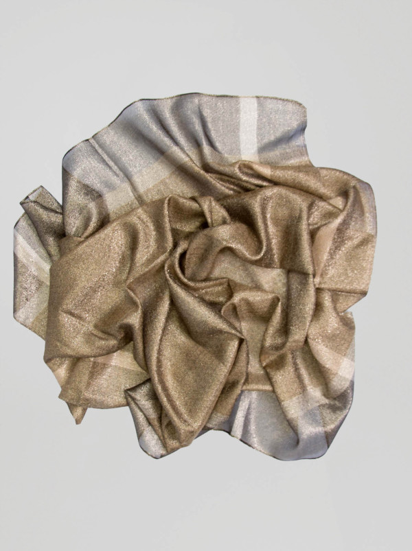 Scarf with silk