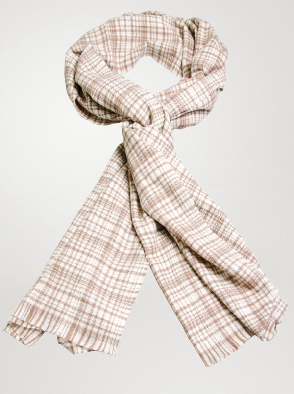 Szal brązowy w kratę