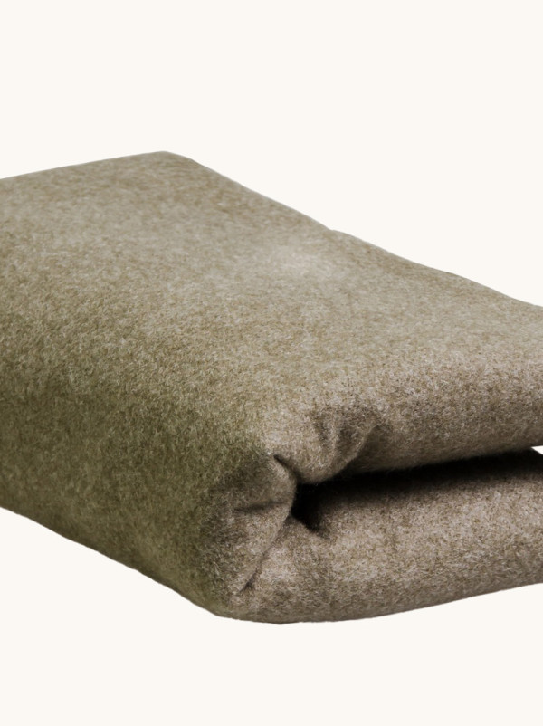 Szal ciepły khaki z frędzlami 200cm x 70cm