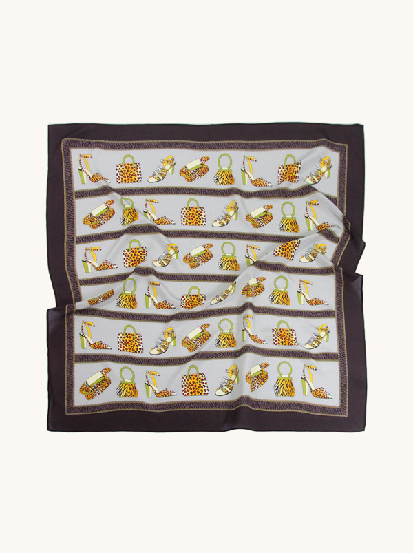 Apaszka jedwabna z motywem galanterii  70x70 cm