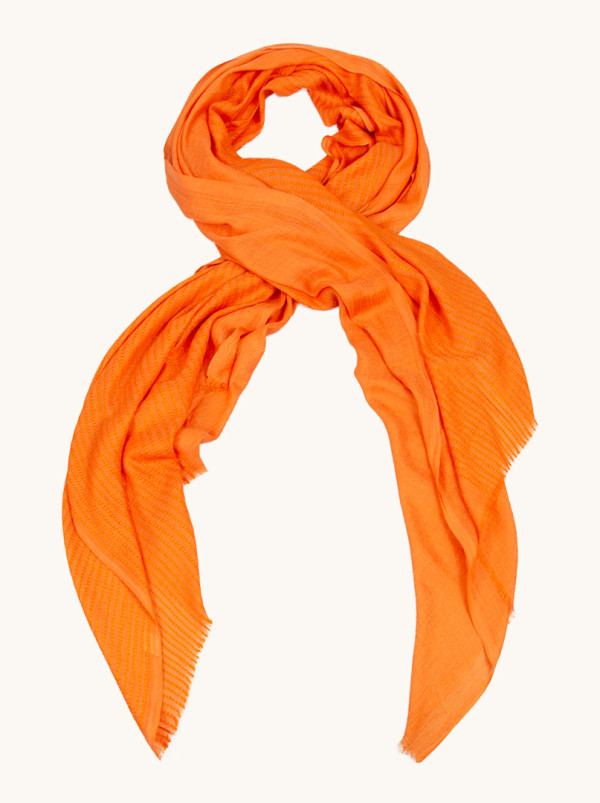 Szal lekki w kolorze pomarańczowym w pasy 90x190cm