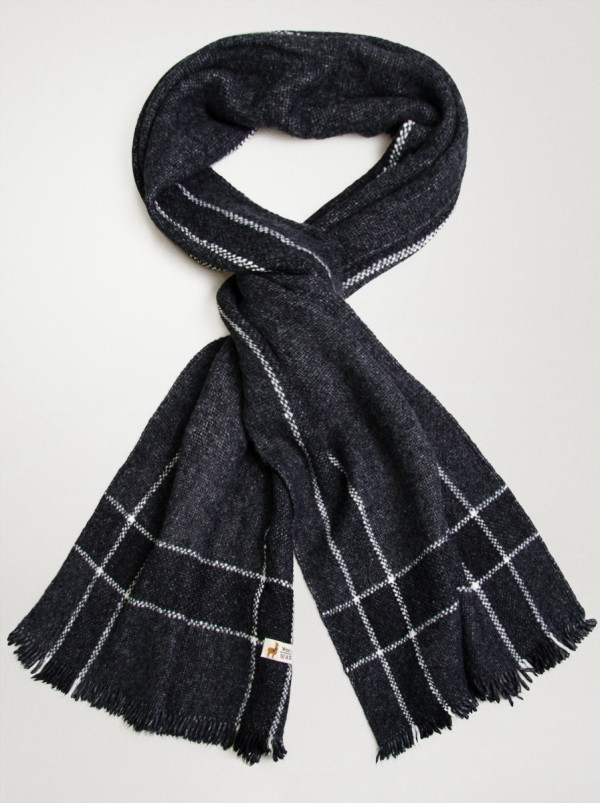 Szal wełniany w pasy grafitowy