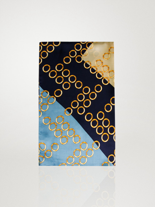 Szal jedwabny z motywem pierścieni