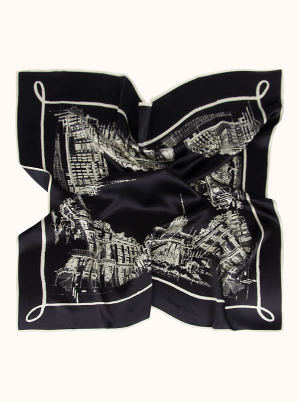 Apaszka 90 cm x 90 cm z jedwabiu czarna z motywem miasta