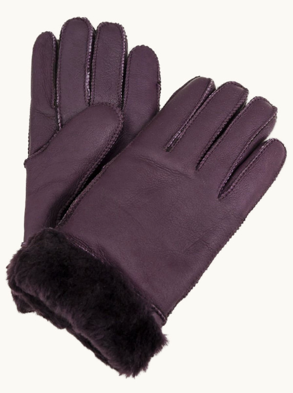 Leather gloves