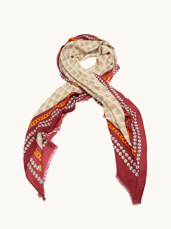 Szal z wiskozą w beżową kratkę z motywem łańcuchów i bordową obwódką