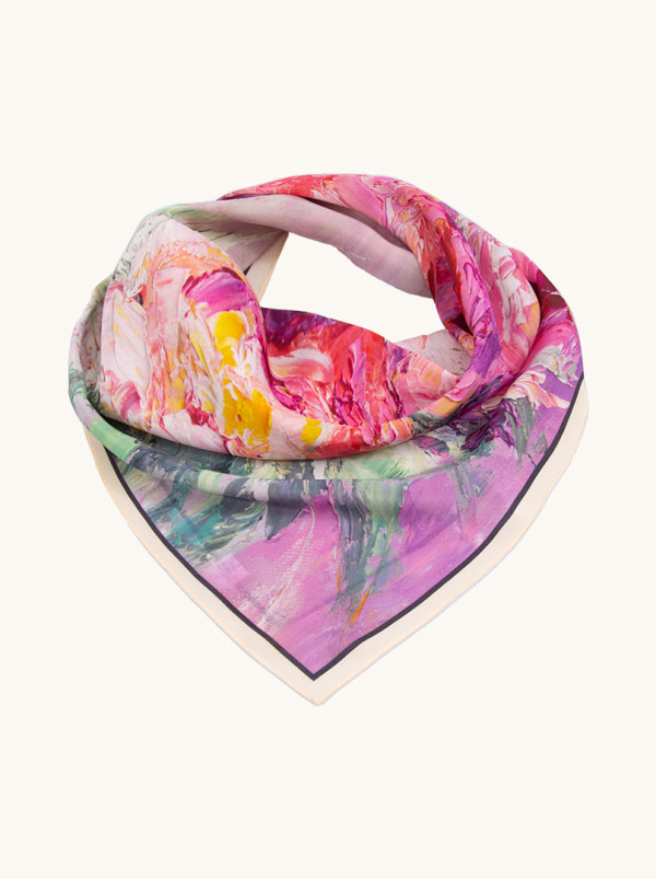 Apaszka jedwabna w malarskie kwiaty 68x68cm