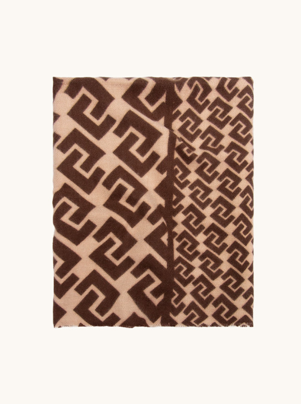 Ciepły szal z wiskozą w brązowe geometryczne wzory 70x210 cm