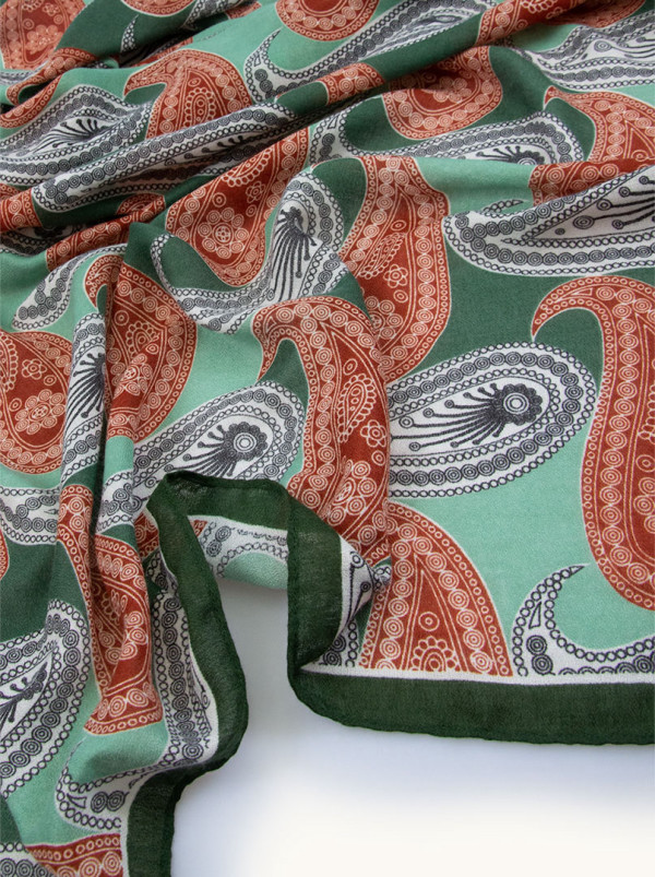 Szal 100% wiskoza zielony w paisleye  80x180 cm
