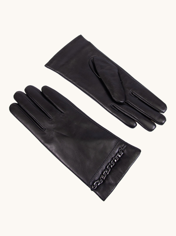 Leather gloves
