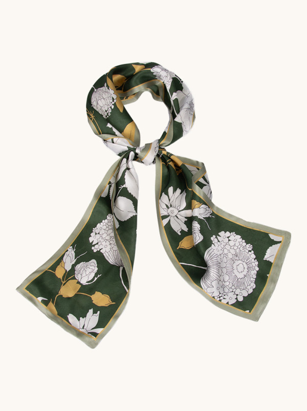 Dwustronny wąski szal z podwójnego jedwabiu  zielony w białe kwiaty 16x145cm