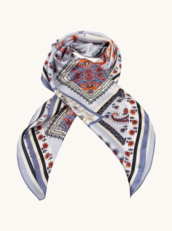 Apaszka chusta 110 cm x 110 cm błękitna w paisley