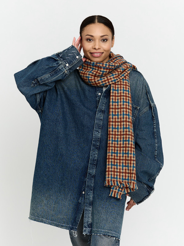 Ciepły ekskluzywny kaszmirowy beżowy szal w czerwono niebieską kratę 33 cm x 190 PREMIUM