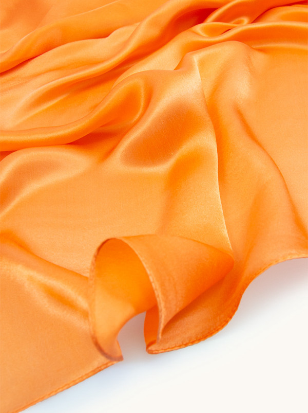 Szal jedwabny pomarańczowy 65 cm x 180 cm