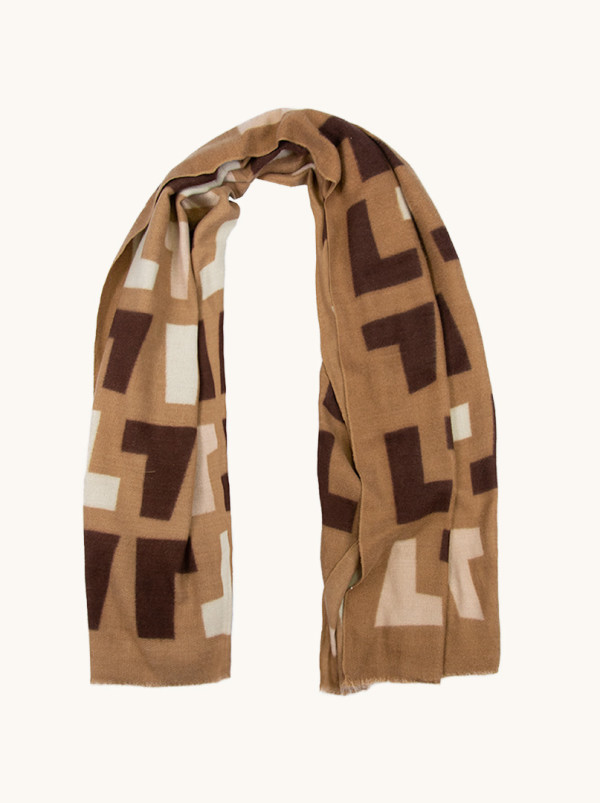 Ciepły brązowy szal w geometryczne wzory 70cm x 190cm